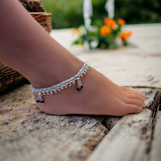 A13 Sophisticated Silver Anklets with Black Beads Elegant and Versatile Leg Adornments