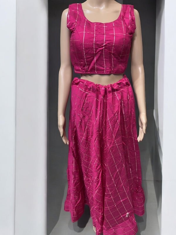 K18 - Magenta Checkered Lehenga Choli Set – Sleeveless Indian Festive Wear for Diwali